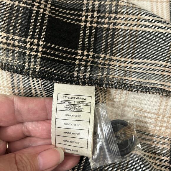 BB DAKOTA by STEVE MADDEN Plaid Flannel Boxy Shacket Size M - Picture 7 of 8